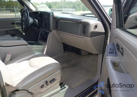 2005 Chevrolet Tahoe Z71 z USA, uszkodzony, nr VIN 1GNEK13T95R248902